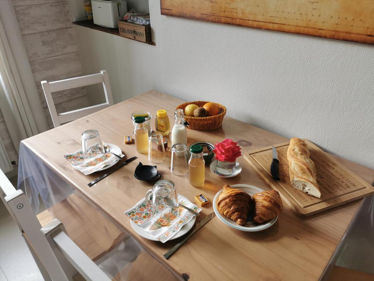 La Coticia Bed & Breakfast Coutiches Ngoại thất bức ảnh